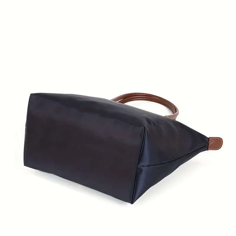 Avenire – Chic Women's Handbag for a Stylish & Organized Life 2