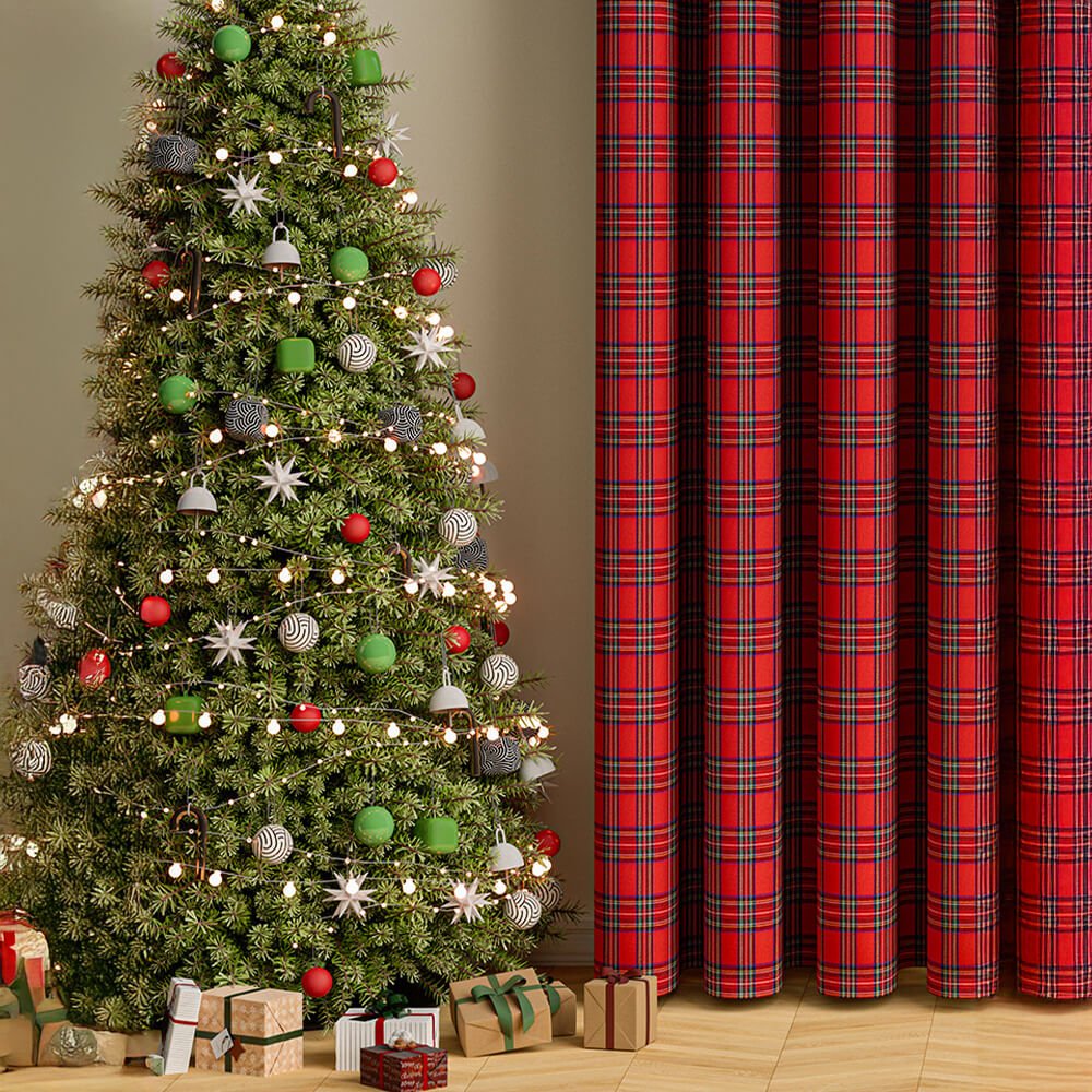 Classic Plaid Semi-Blackout Curtains - Cozy Polyester Window Drapes for Holiday Decor 1