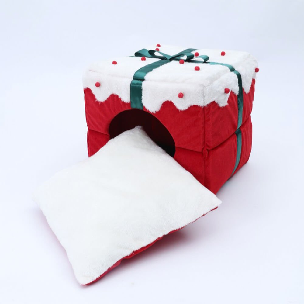 Cozy Christmas-Themed Semi-Enclosed Dog Bed & Cat Bed with Non-Slip Base 5