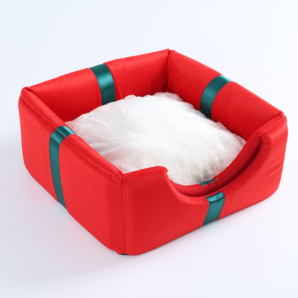 Cozy Christmas-Themed Semi-Enclosed Dog Bed & Cat Bed with Non-Slip Base 6