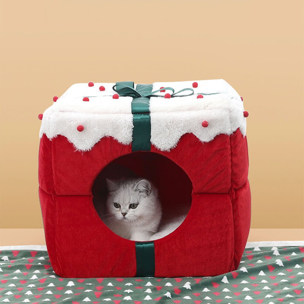Cozy Christmas-Themed Semi-Enclosed Dog Bed & Cat Bed with Non-Slip Base 7