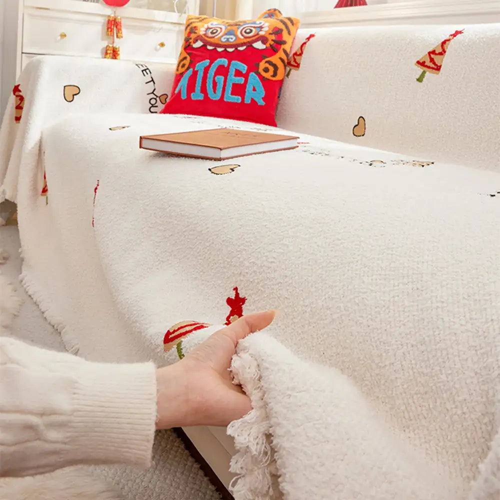 Cozy Plush Sofa Blanket - Ultra-Soft Christmas Tree Design for Holiday Comfort 5