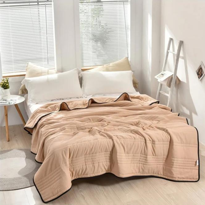EverChill Ice Cooling Blanket - Instant Cooling Relief for Hot Sleepers 10