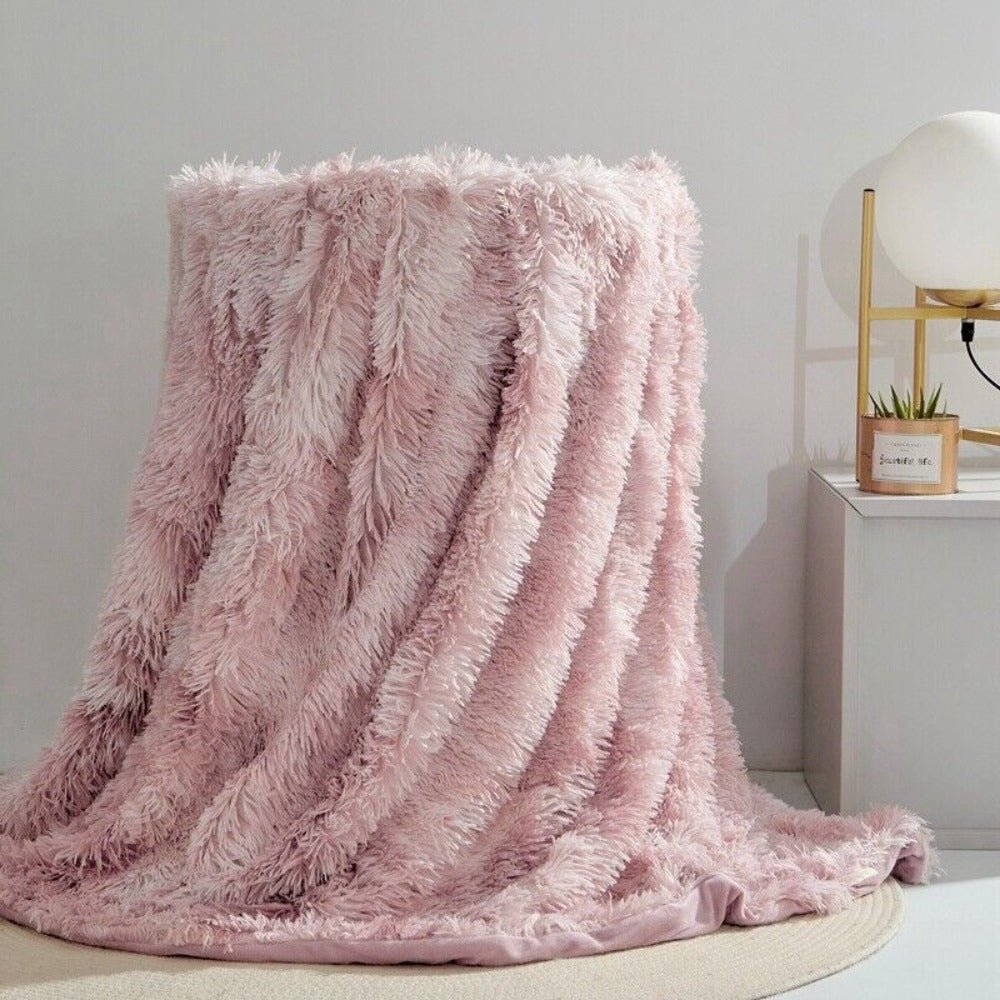 FLURON – Luxurious Faux Fur Blanket with Silky Touch 9