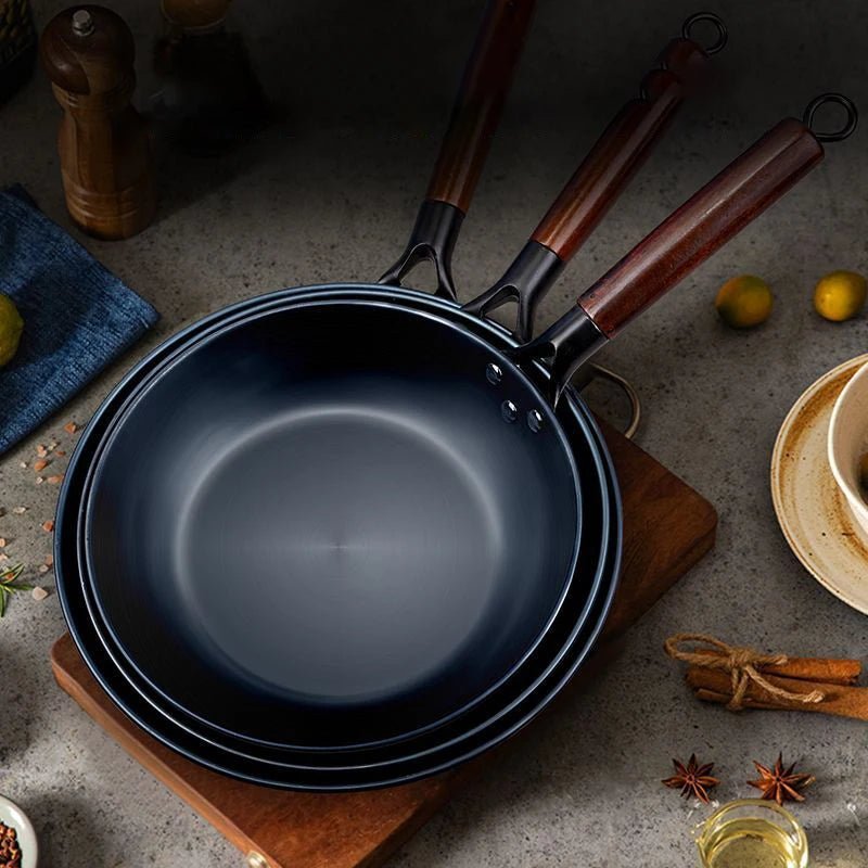Ironcraft - Premium gietijzeren pan met afneembare beukenhouten steel
