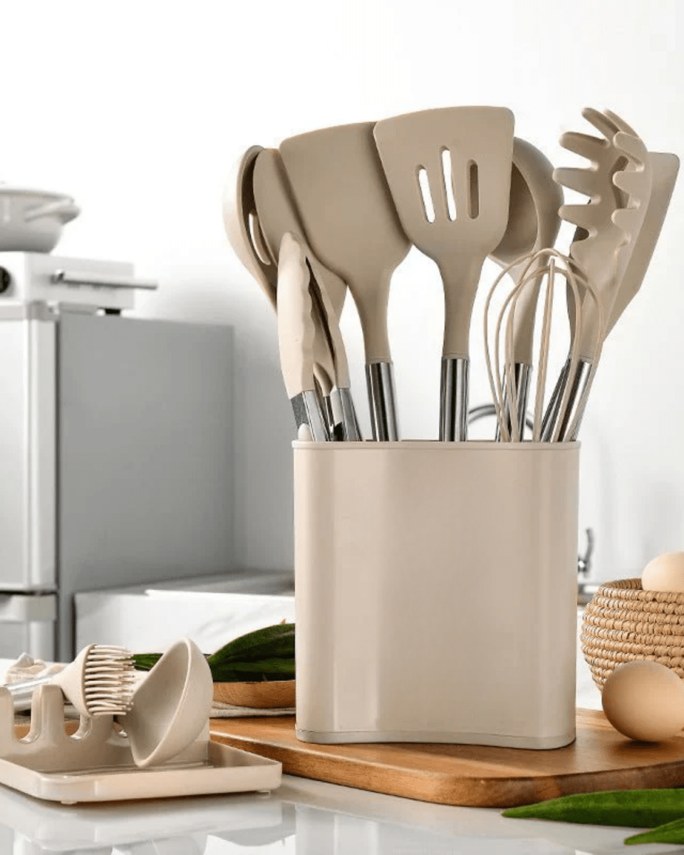 KITCHENORA – Complete Utensil Set with Silicone Heads & Wood-Style Handles 5