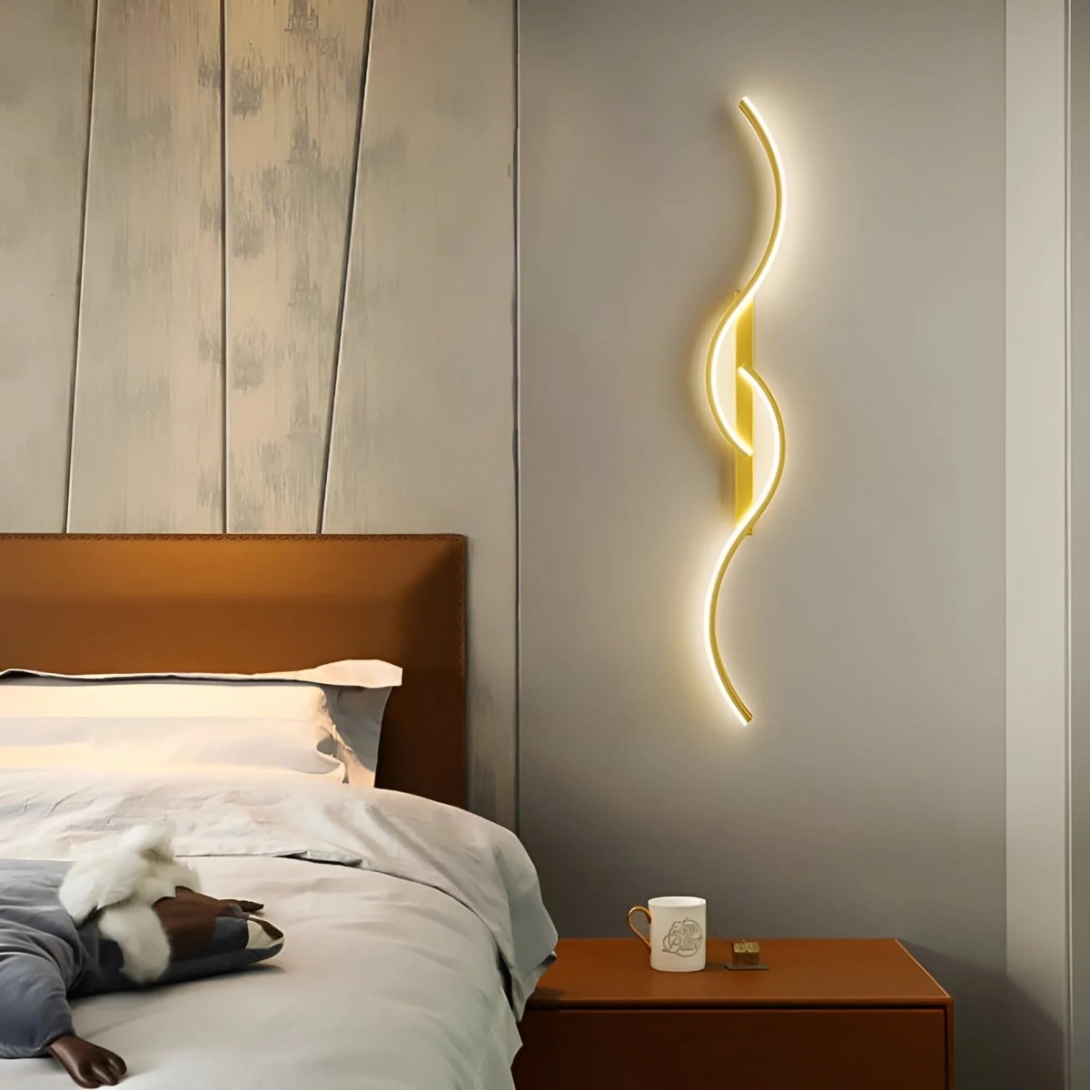 LINEALUX – Curved LED Wall Sconce for Modern Ambient Lighting 3