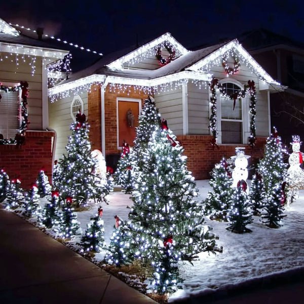 LumièreJoyeuse - Solar LED Christmas Garland with 300 Lights & 8 Modes, Weatherproof Decor 1