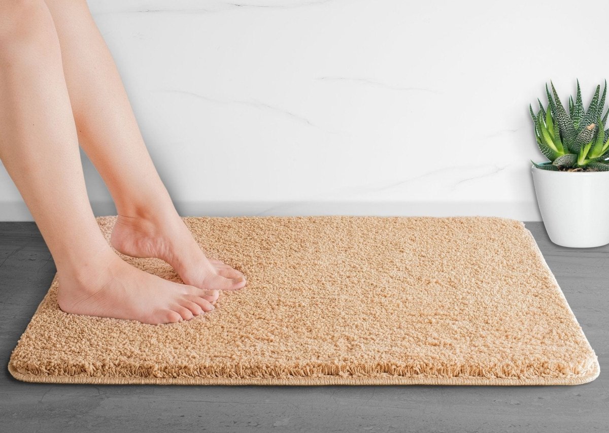 Luxura UltraSoft Bath Mat | Super-absorbent microfiber bathroom rug with anti-slip backing 16