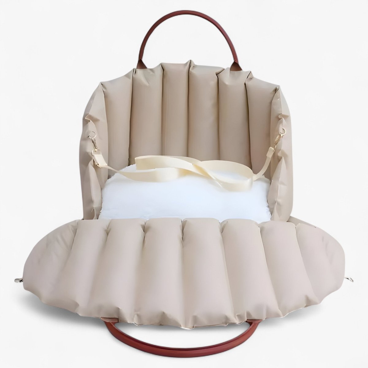 Mila - Warm and Stylish Dog Carrier Bag with Safety Belt for Travel 4