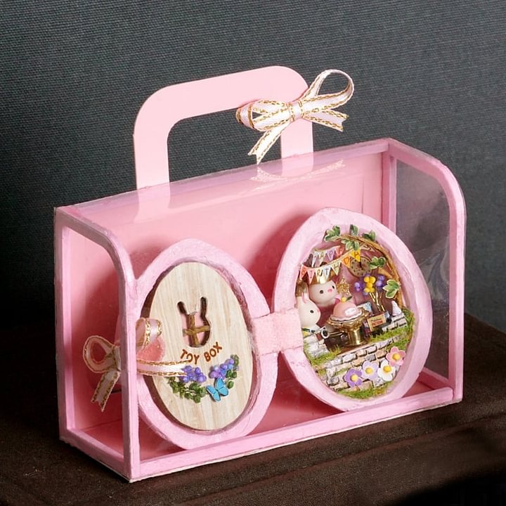NATUREHAVEN – Handmade Walnut Shell Dollhouse for Unique Miniature Décor 15