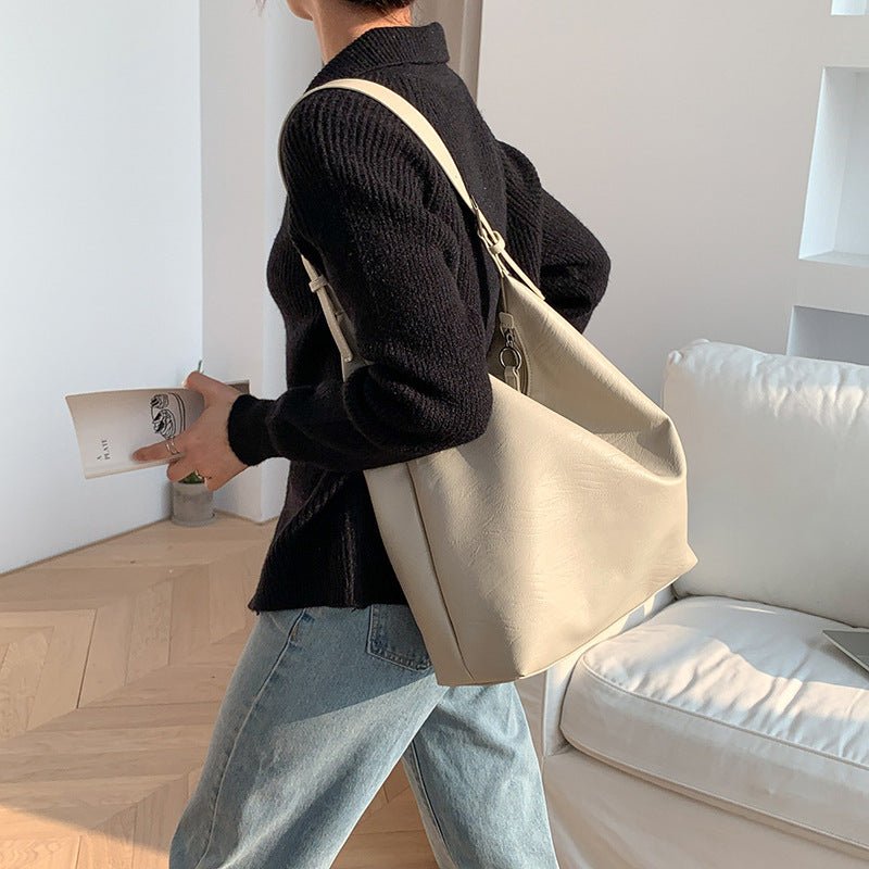 PUFFYPOUCH – Soft PU Leather Dumpling Tote for a Playful, Chic Look 3