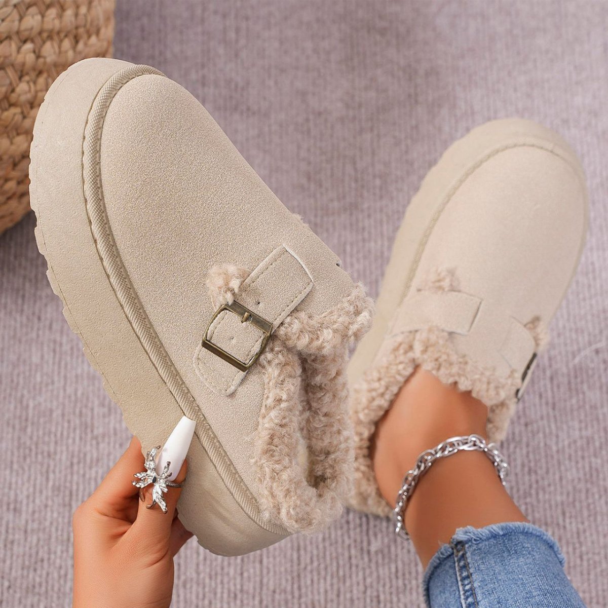 Plushoria – Cozy Plush Slippers for Women with Non-Slip Sole
