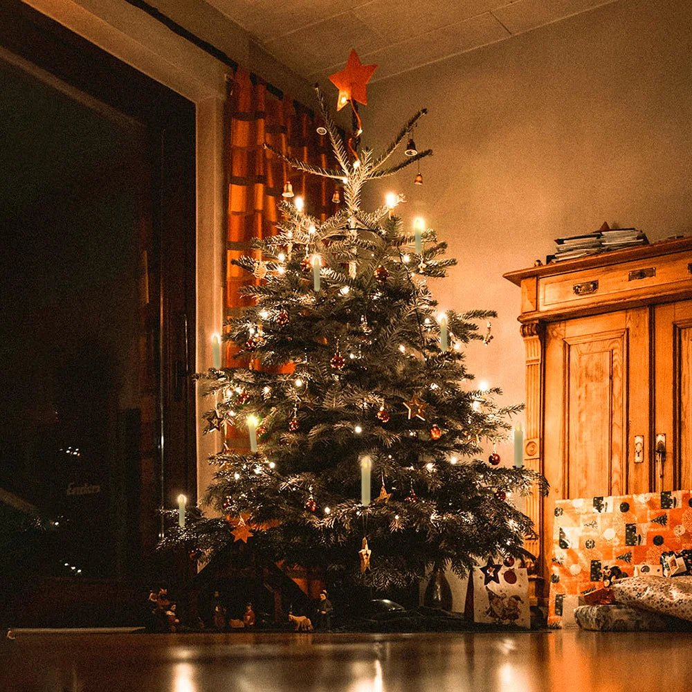 EVERGLOW – Flameless LED Christmas Candles with Gentle Flicker Light