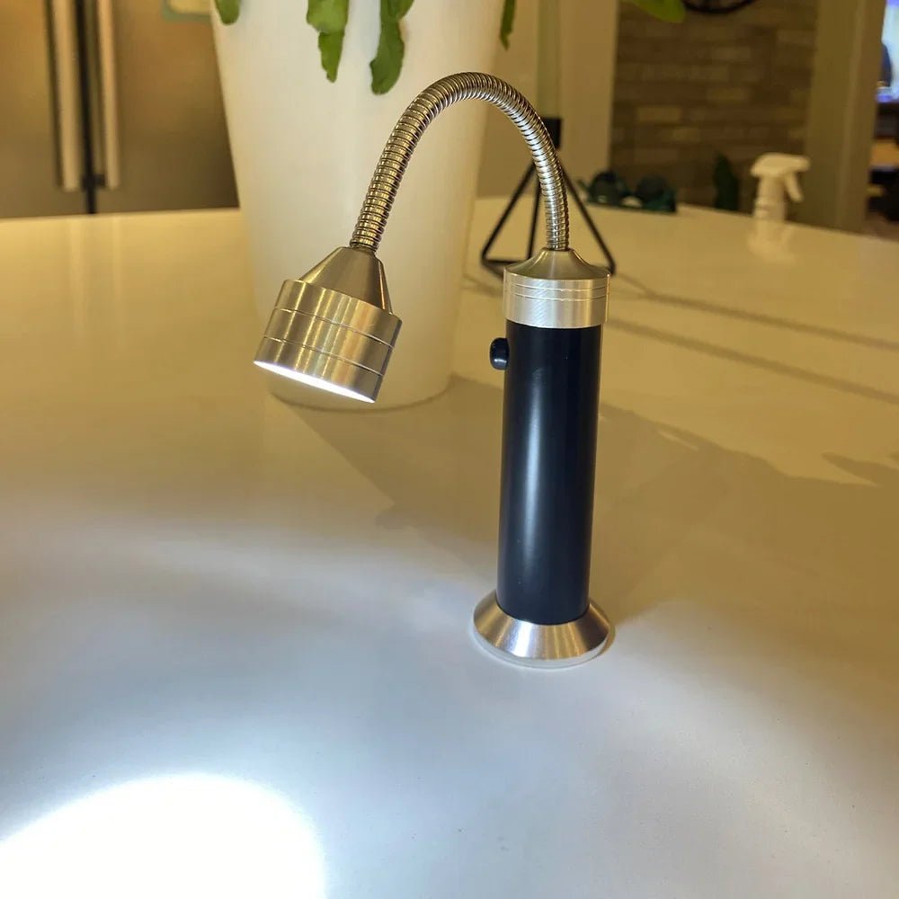 BRIGHTCHEF – Magnetic LED Barbecue Lamp with Focused Beam & Sturdy Base