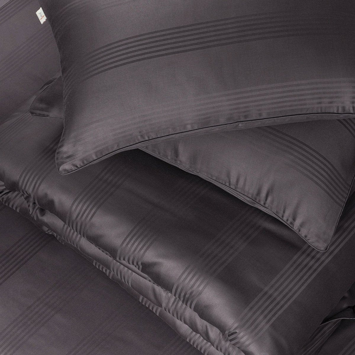Serenité Premium Pillow Covers | Long-lasting cotton pillow shams for everyday comfort and timeless style 4