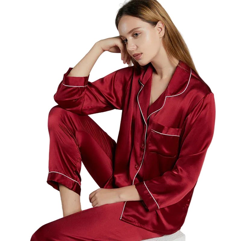 SILVAURA - Pyjamaset van 100% moerbeizijde met lange mouwen, shirt en broek
