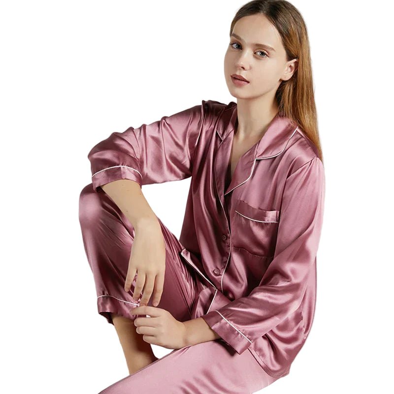 SILVAURA - Pyjamaset van 100% moerbeizijde met lange mouwen, shirt en broek