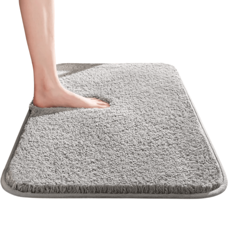 SoftHaven – Plush Microfiber Bath Mat with Non-Slip Backing