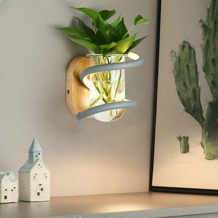 VASELUX – Wooden Wall Lamp with Integrated LED & Decorative Vase 1