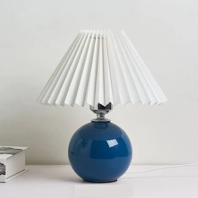 Vintage Table Lamp - Elegant Pleated Shade for Cozy Nightstand Lighting 3