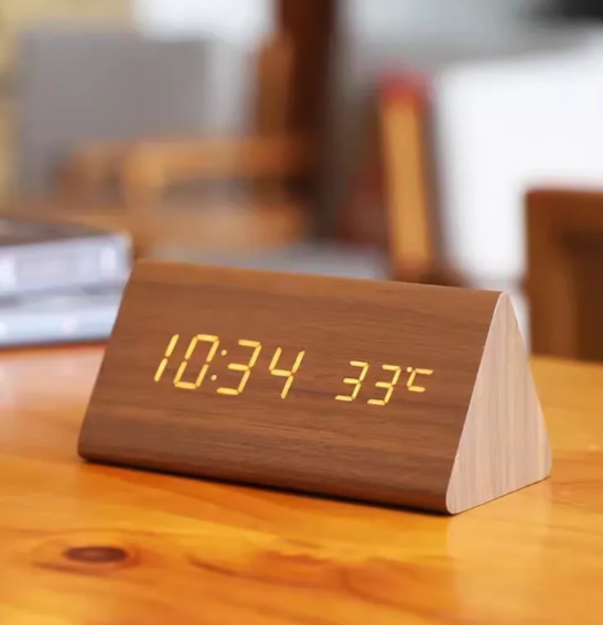 WOODLUME - Minimalistische houten LED-klok met stem- en klapbediening