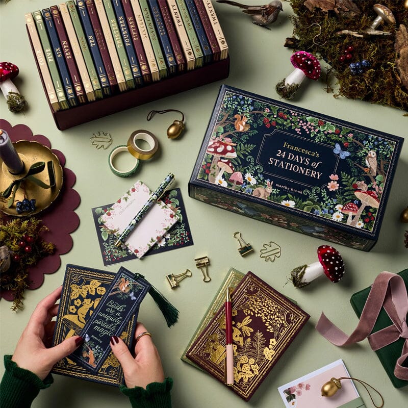 WinterWrite Box 2025 – Captivating Design to Inspire Creativity 3