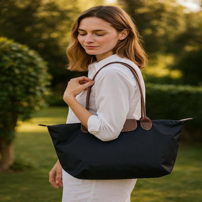 Vogue Tote – Chic & Spacious Handbag for the Modern Woman