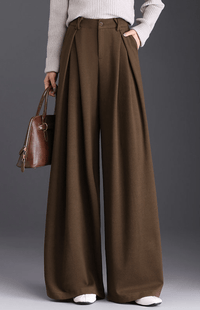 ATELÉRA – Fluid Wide Leg Pants with Deep Front Pleats & Wool-Like Texture