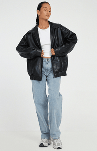 URBANELLE – Stylish Oversized Leather Jacket for Women, Edgy Bomber Design with Zipper Closure