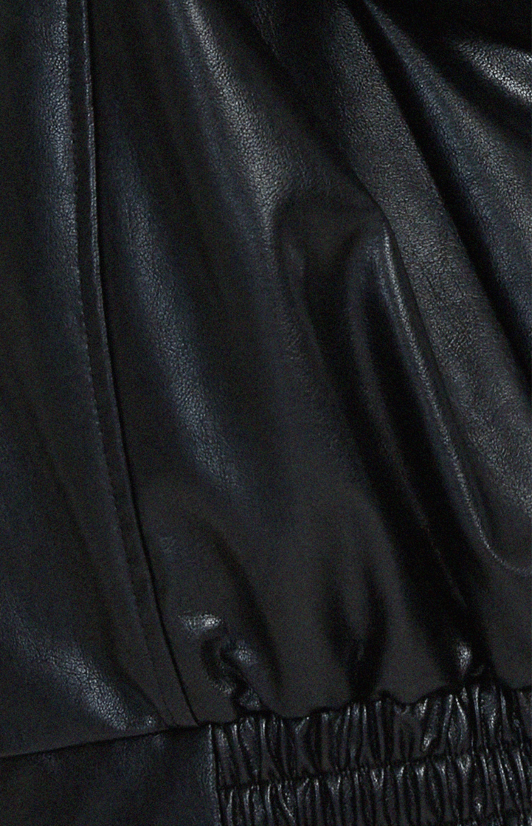 URBANELLE – Stylish Oversized Leather Jacket for Women, Edgy Bomber Design with Zipper Closure