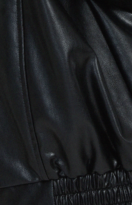 URBANELLE – Stylish Oversized Leather Jacket for Women, Edgy Bomber Design with Zipper Closure