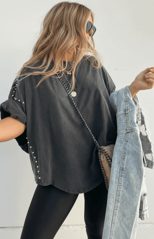 LUNA-STREET – Oversized Studded T-Shirt in Soft Fabric for Bold Style