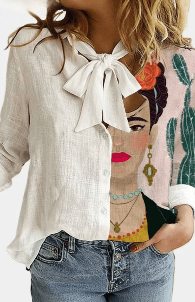 VIRELLE – Relaxed Fit Floral Blouse