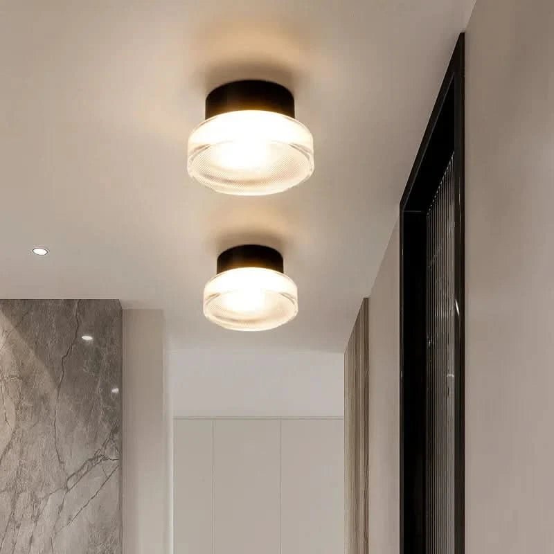 Aluminium wall light - Dimmable & elegant for stylish interiors 2