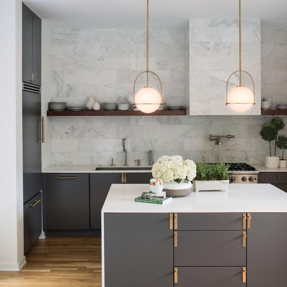 BRILLERA – Adjustable Pendant Light with Sleek Opal Glass Finish 2