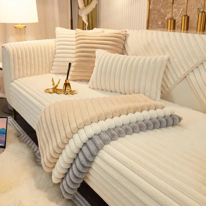 COZYPUFF – Luxurious winter sofa cushion made of artificial rabbit fur 1