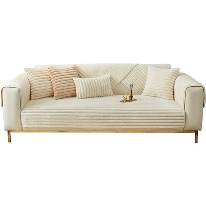 COZYPUFF – Luxurious winter sofa cushion made of artificial rabbit fur 5