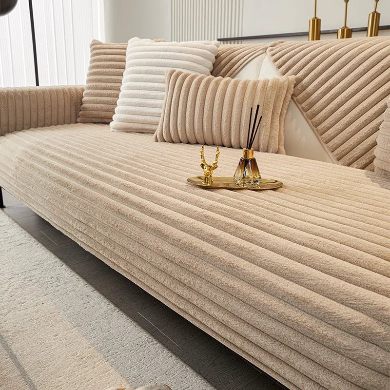 COZYPUFF – Luxurious winter sofa cushion made of artificial rabbit fur 6