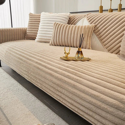 COZYPUFF – Luxurious winter sofa cushion made of artificial rabbit fur 6