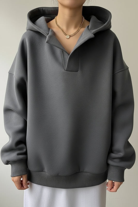 Casual Oversized Sweatshirt - Comfortable Hoodie with Minimalist Design for Women 2