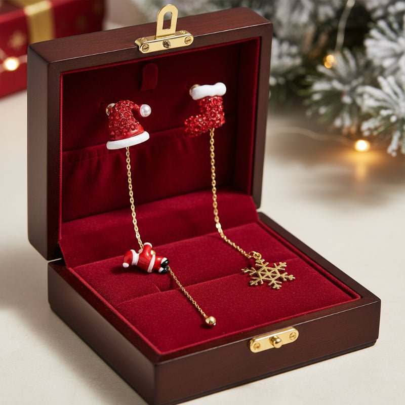 CHEERDROP – Charming Santa Tassel Earrings for Festive Holiday Style