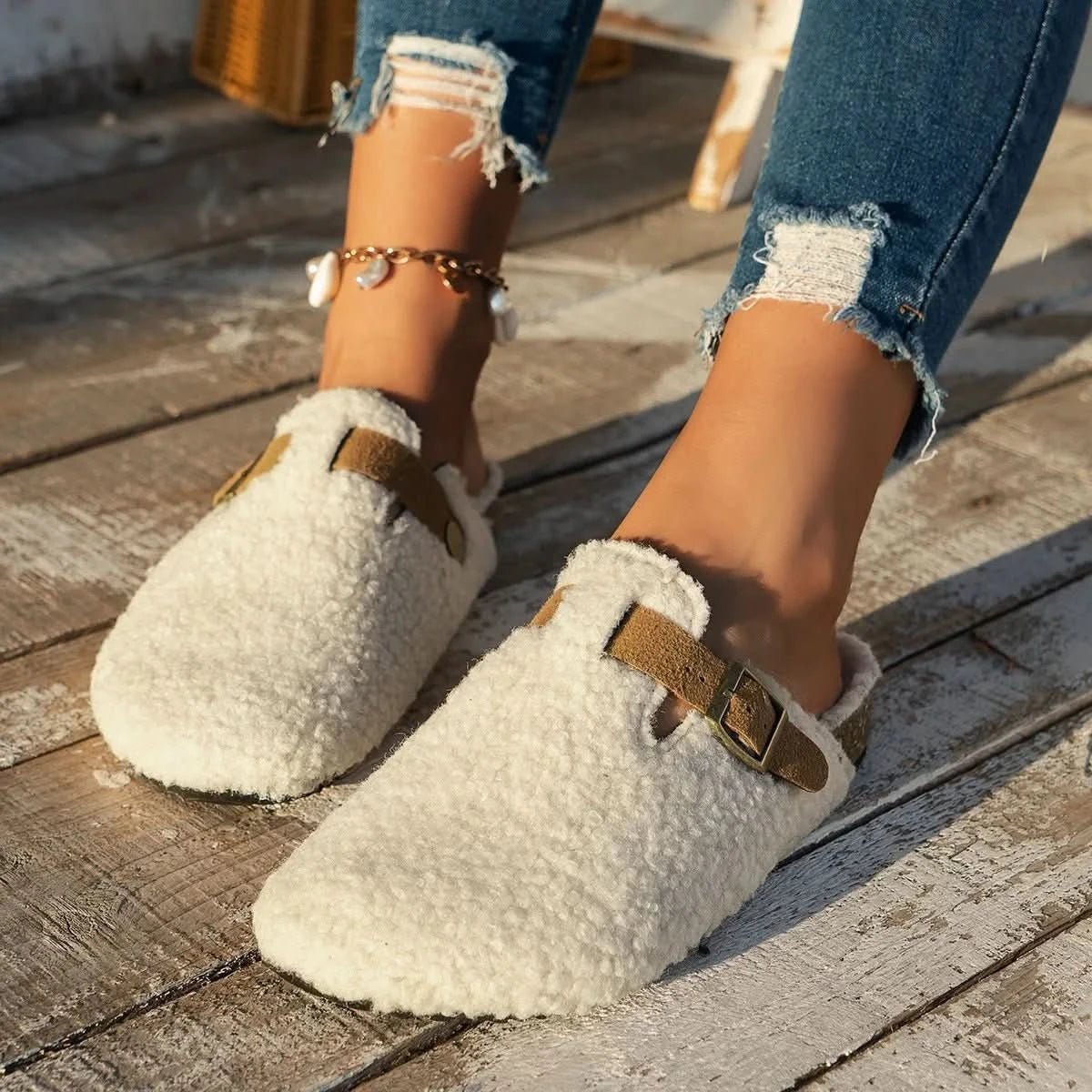 Contrortluxe - Luxury sheepskin woollen shoes for ultimate winter comfort 0