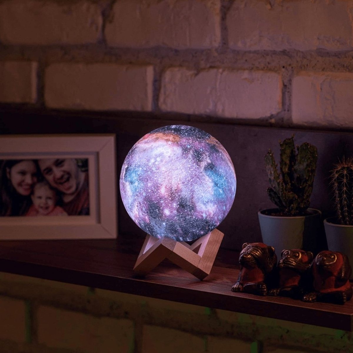 CosmoShine – Multicolor Moon Night Light with Remote Control 4