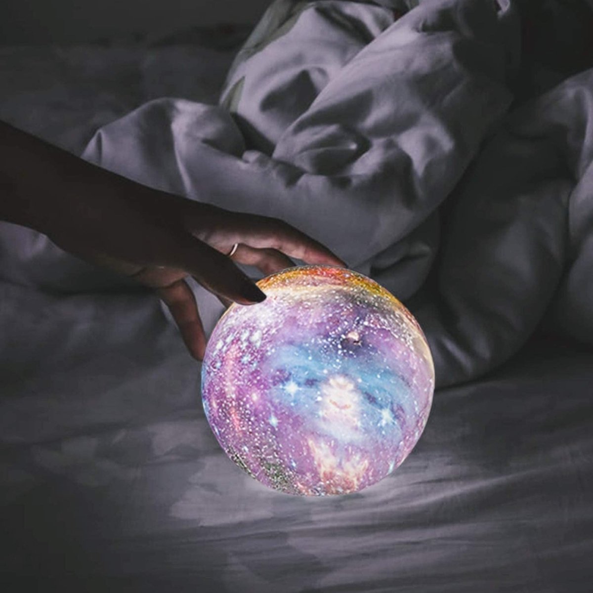 CosmoShine – Multicolor Moon Night Light with Remote Control 7