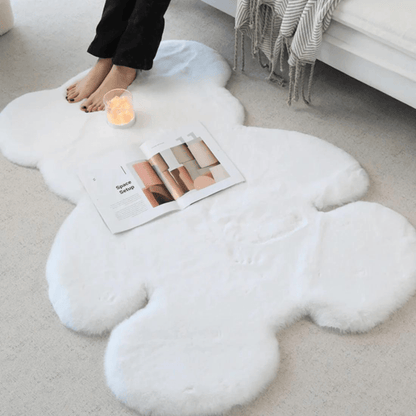 Cozy Bear Rug - Plush Cartoon Floor Mat for Bedroom Comfort, 45 x 60 cm 0