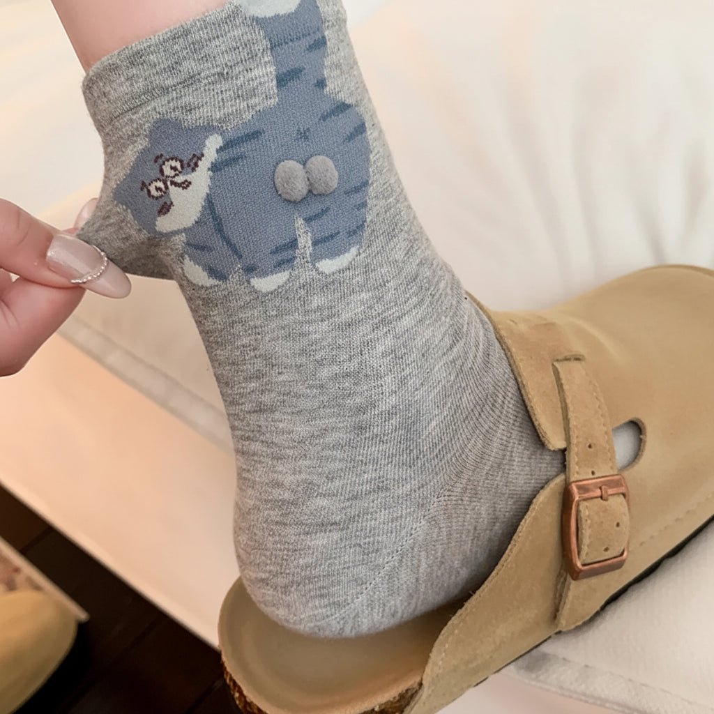 Cozy Cat-Themed Mid Tube Socks - Soft, Breathable, Unisex for All-Day Comfort 2