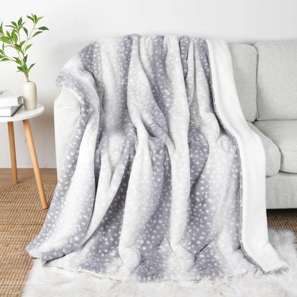 Cozy Deer Print Faux Fur Throw Blanket - Double-Sided Plush Comfort 6