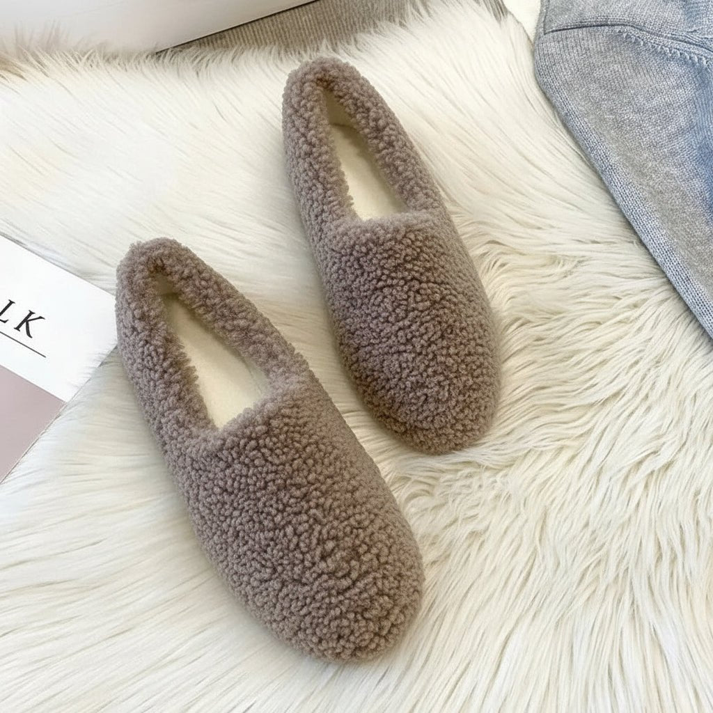 Cozy Winter Wool Slippers for Women - Curly Sheep Fur Slip-On Mules 13