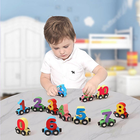 Creative Wooden Magnetic Number Train - Educational Toy for Kids, Fine Motor Skills Development, 12 Pieces 0